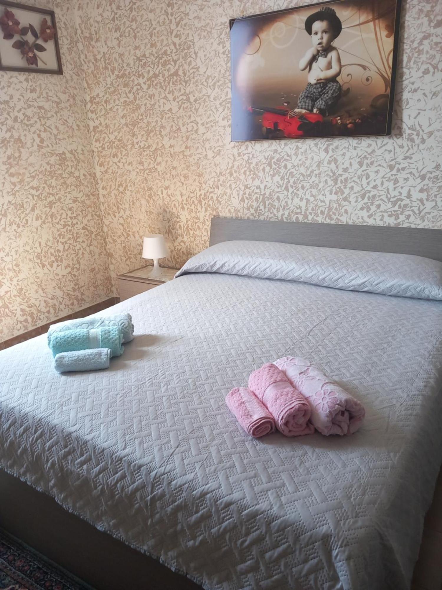 Casa Vacanza Patrizia Villa Catania Szoba fotó